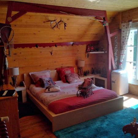 Bed and Breakfast O Tour Du Monde Cellettes  Zewnętrze zdjęcie