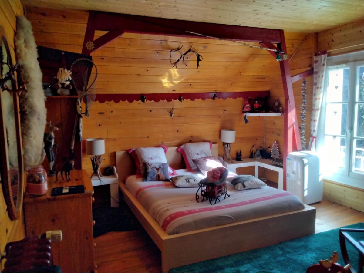 Bed and Breakfast O Tour Du Monde Cellettes  Zewnętrze zdjęcie