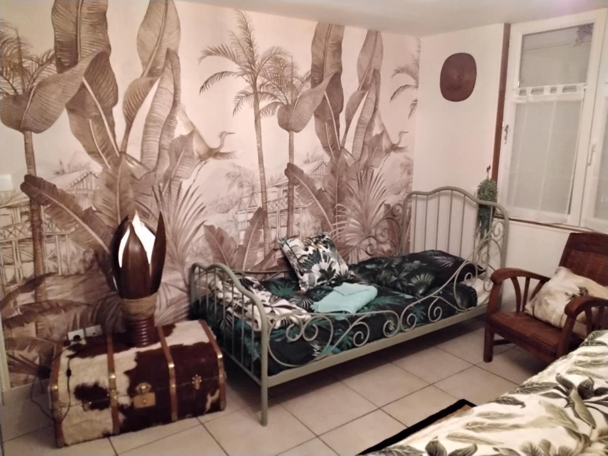 Bed and Breakfast O Tour Du Monde Cellettes  Zewnętrze zdjęcie
