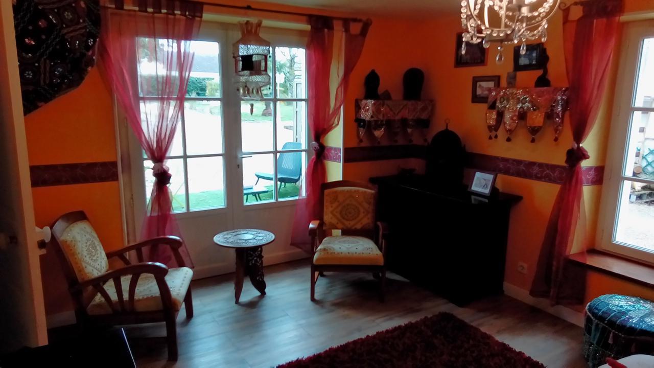 Bed and Breakfast O Tour Du Monde Cellettes  Zewnętrze zdjęcie