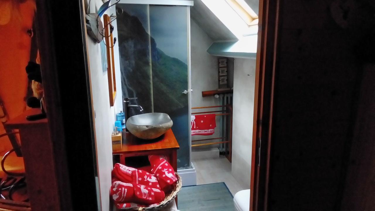 Bed and Breakfast O Tour Du Monde Cellettes  Zewnętrze zdjęcie